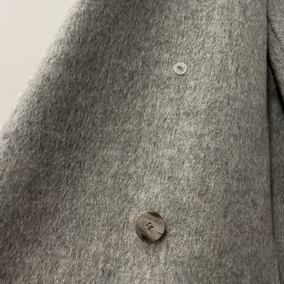 Double-breasted wool/cashmere coat - Picture 6 of 7
